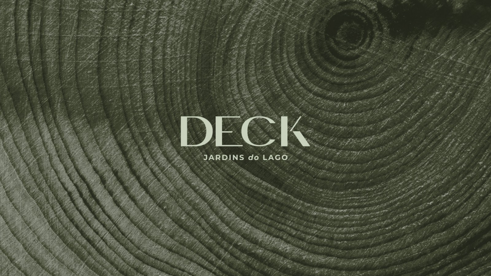 Deck Jardins do Lago